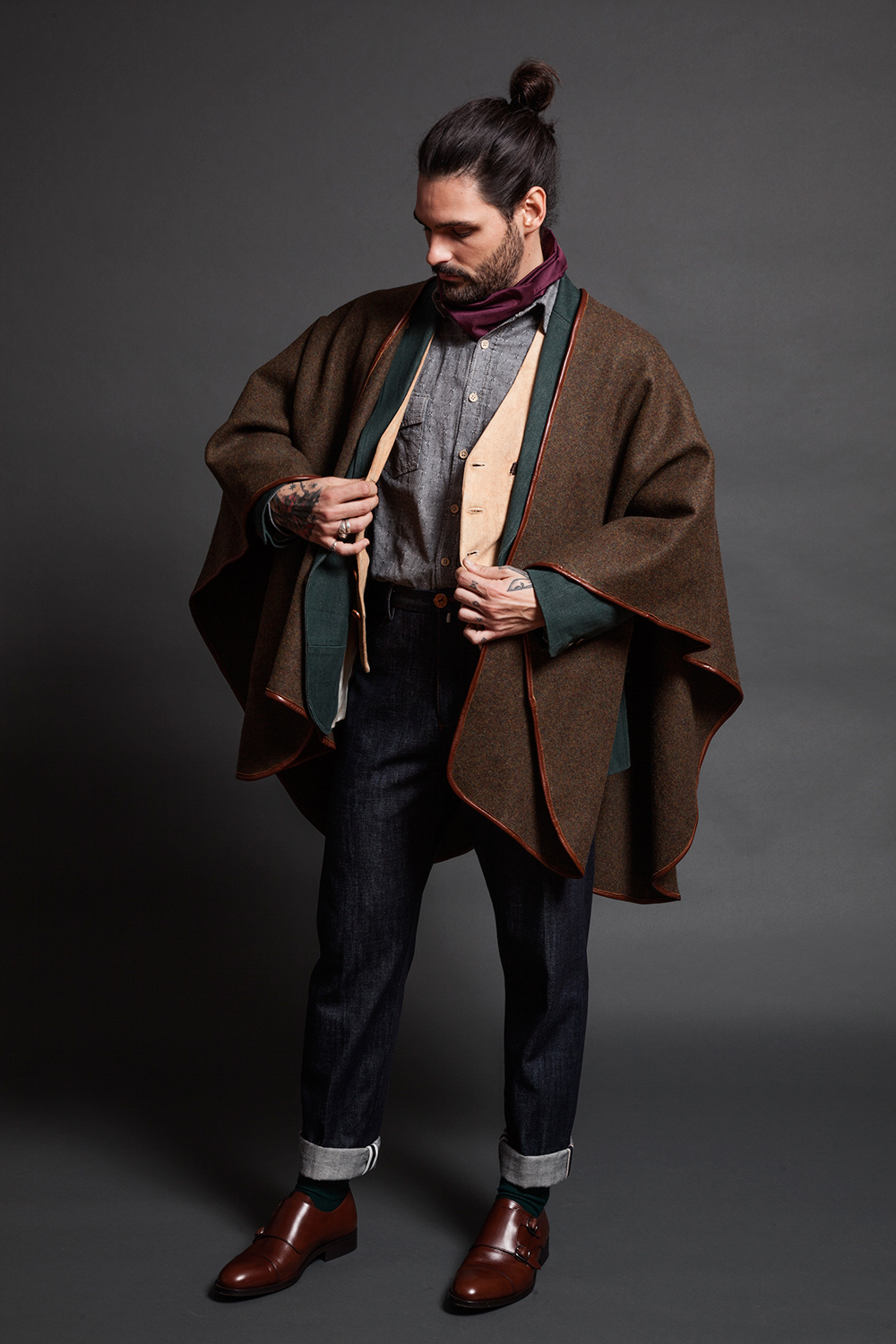 TheConcrete_Cape_Wool_Worn_05