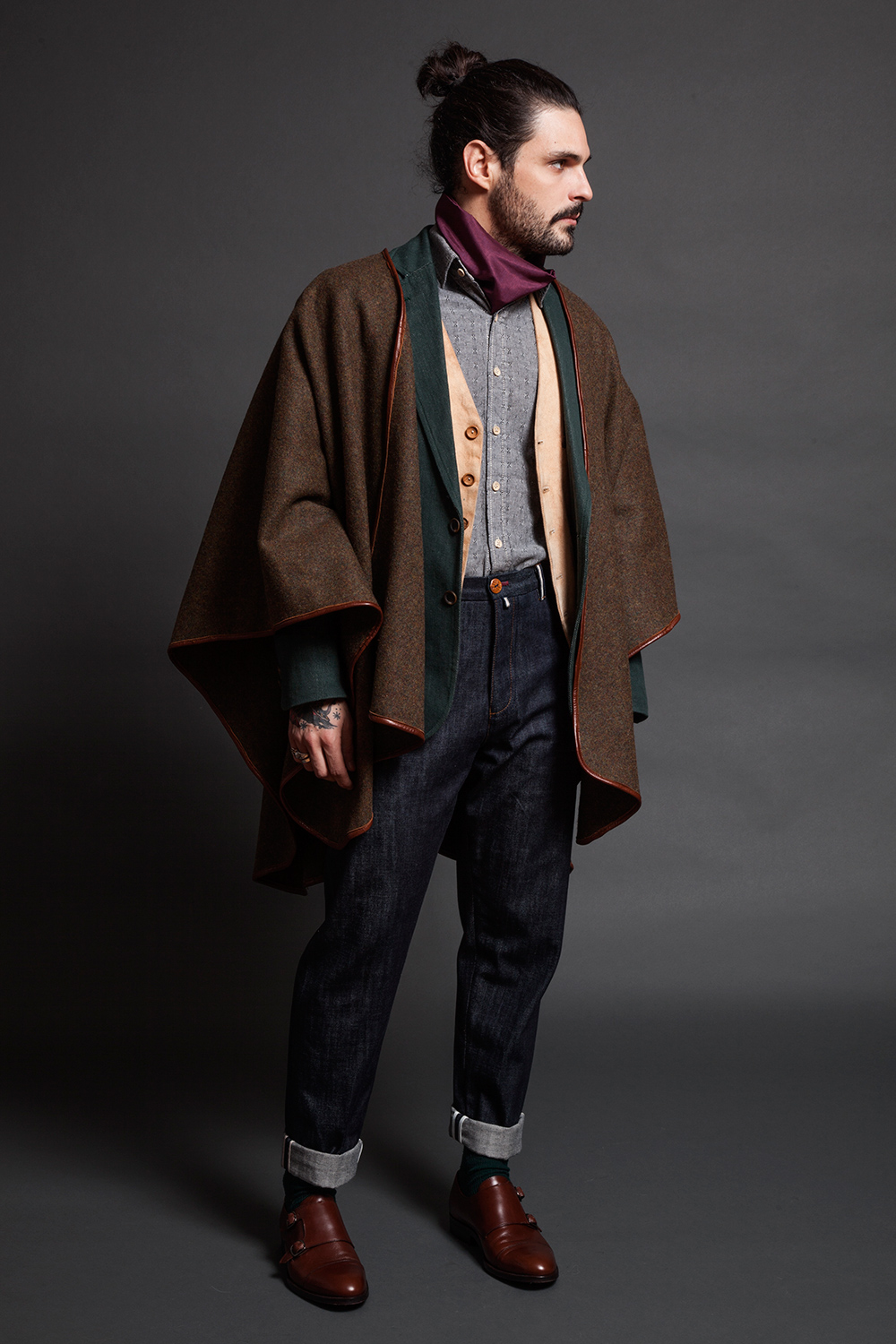 TheConcrete_Cape_Wool_Worn_06